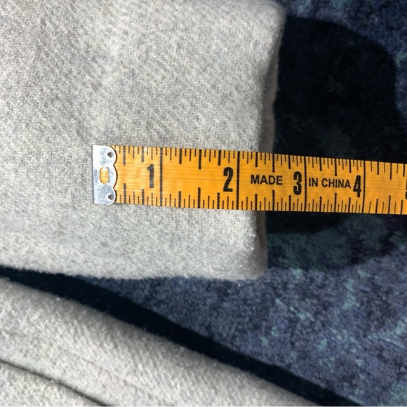 J Crew Factory City Coat w/Button Neck, 12 women, Light Gray - Picture 16 of 16